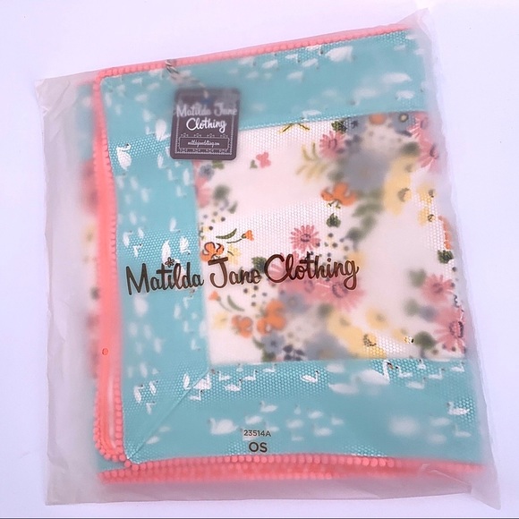 NWT Matilda Jane Feathered Friends Table Runner - Picture 2 of 6